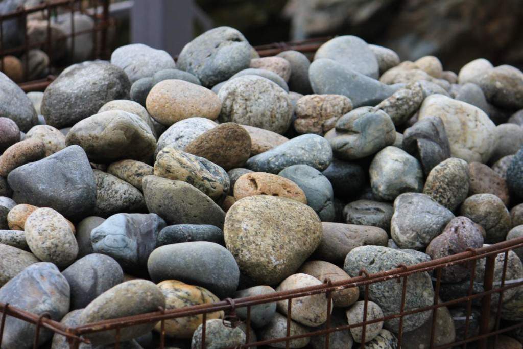 Сколько камней класть в каменку?